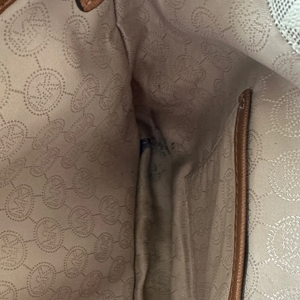 Michael Kors Cream & Brown MK Logo Tote with Gold Charm - Picture 6 of 8